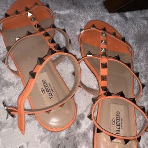 ✨ VALENTINO Sandals